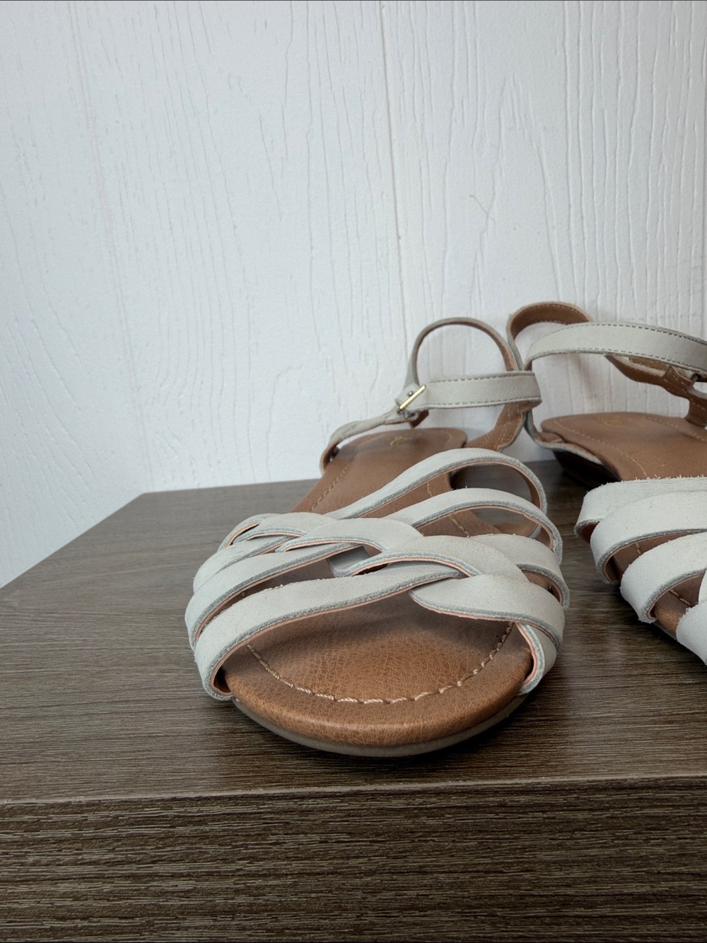 G.H. Bass & Co. Clementine White Strappy Sandals 9 - Picture 5 of 12